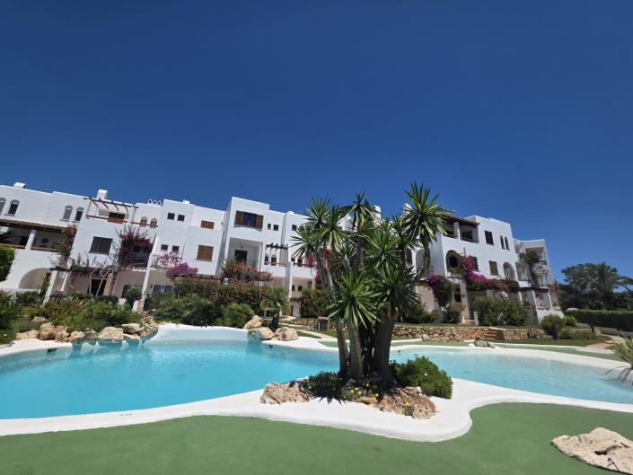 Image No.29-3 Bed Apartment for sale