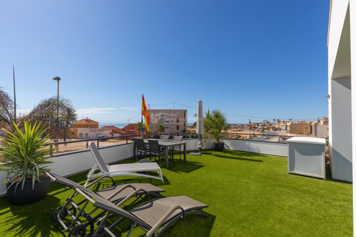 Image No.28-4 Bed House for sale