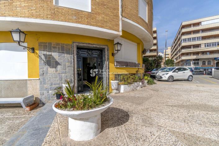 Image No.22-3 Bed Apartment for sale