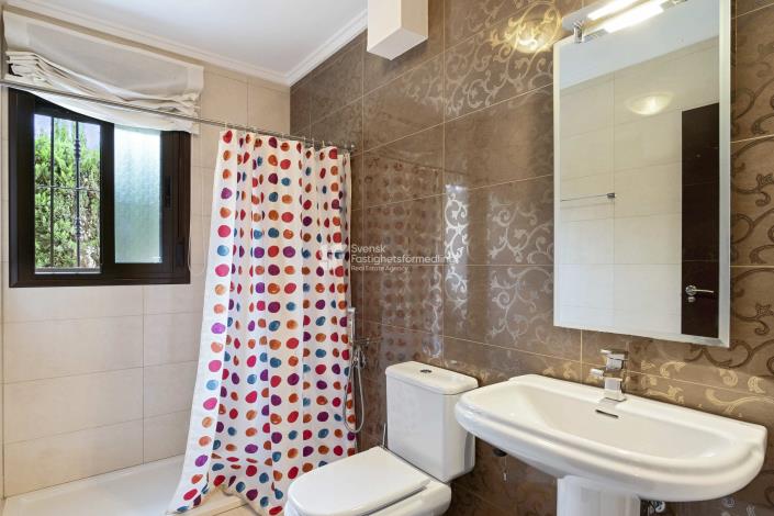 Image No.19-5 Bed Villa for sale