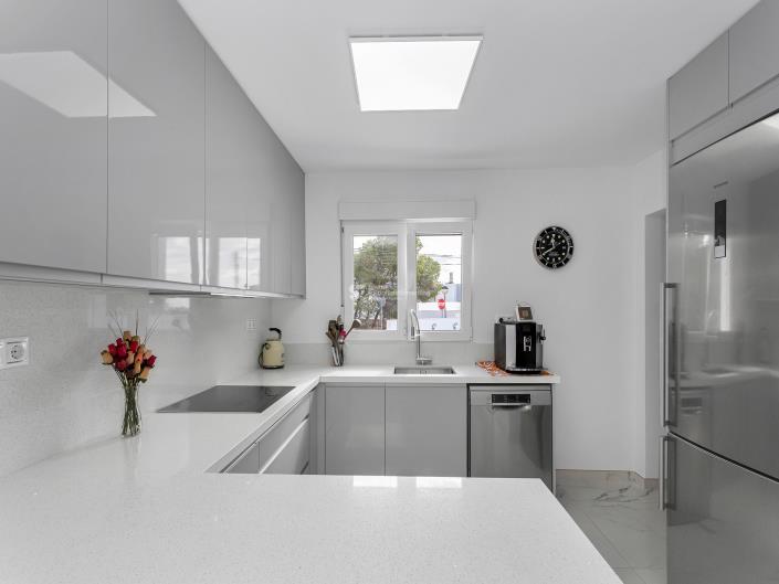 Image No.13-3 Bed House for sale