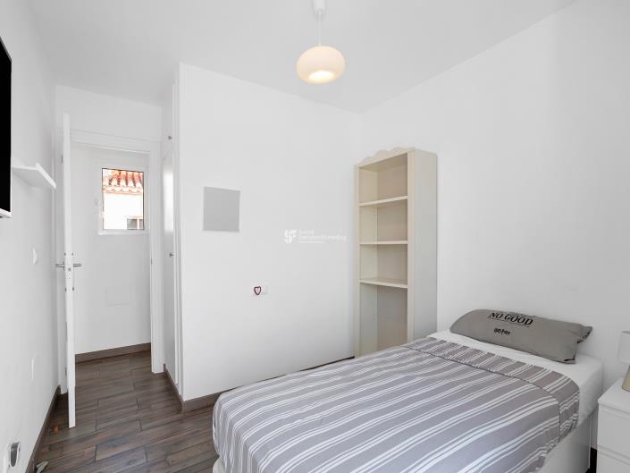 Image No.24-4 Bed Townhouse for sale