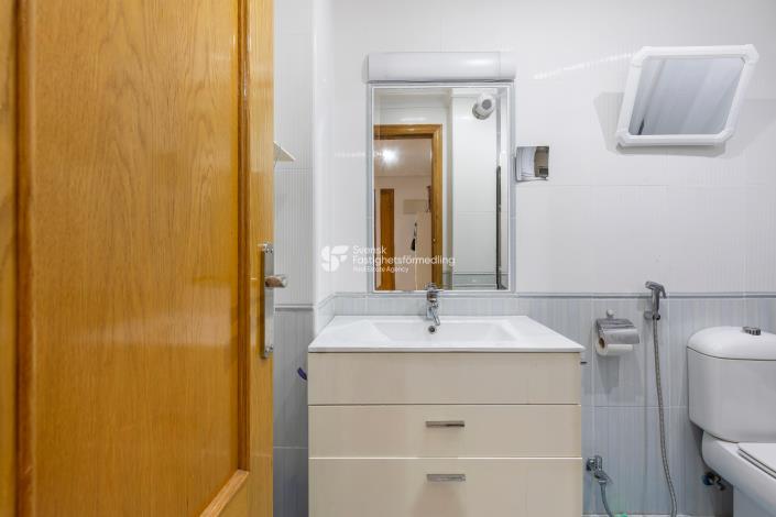 Image No.15-3 Bed Apartment for sale