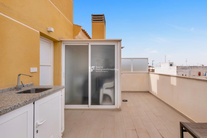 Image No.18-2 Bed Apartment for sale