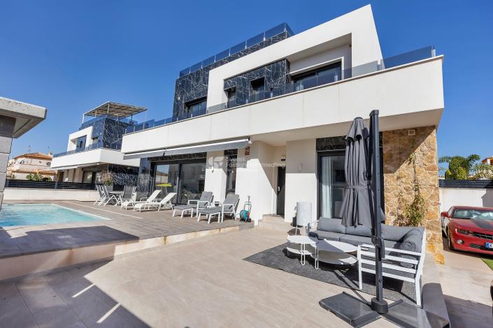 Image No.21-Villa de 3 chambres à vendre à Torre La Mata