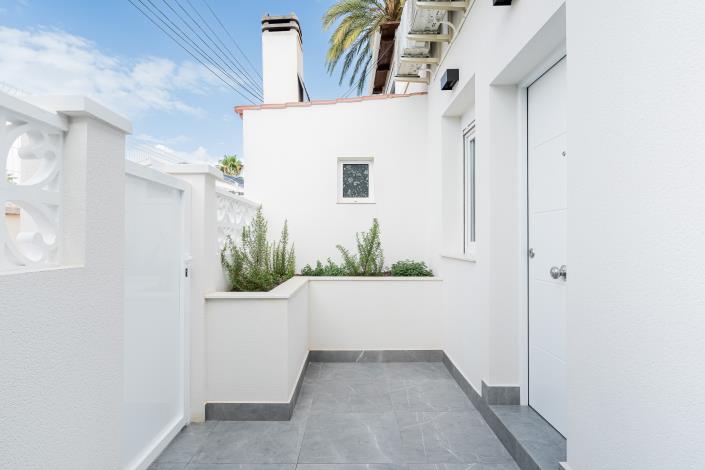 Image No.4-3 Bed Townhouse for sale