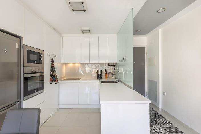 Image No.9-3 Bed Apartment for sale