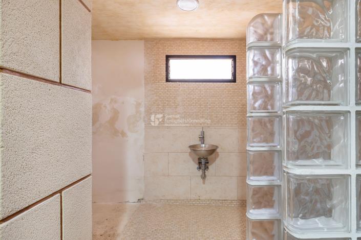 Image No.30-5 Bed Villa for sale