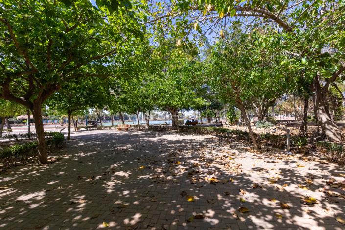 Image No.19-2 Bed Apartment for sale