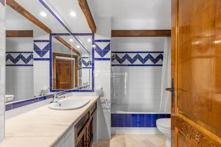 Image No.16-2 Bed Apartment for sale