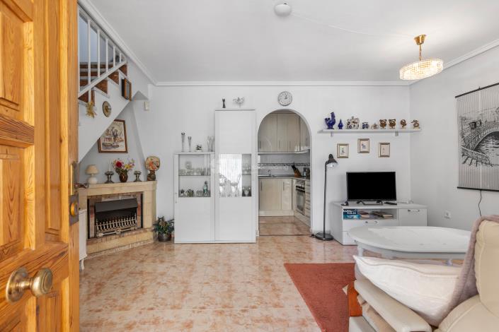 Image No.7-2 Bed Townhouse for sale