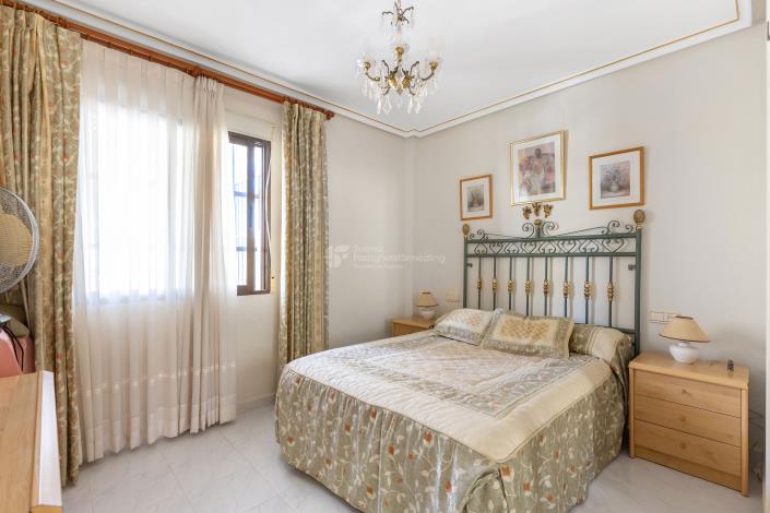 Image No.12-2 Bed Apartment for sale