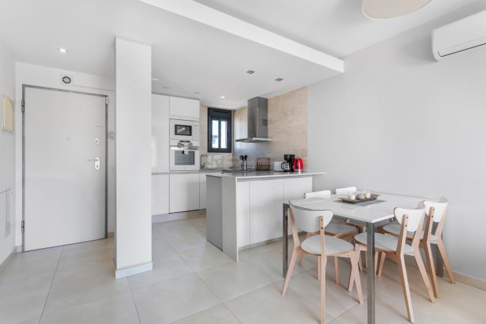 Image No.14-2 Bed Apartment for sale