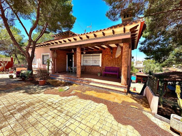 Image No.2-Maison / Villa de 5 chambres à vendre à San Miguel de Salinas