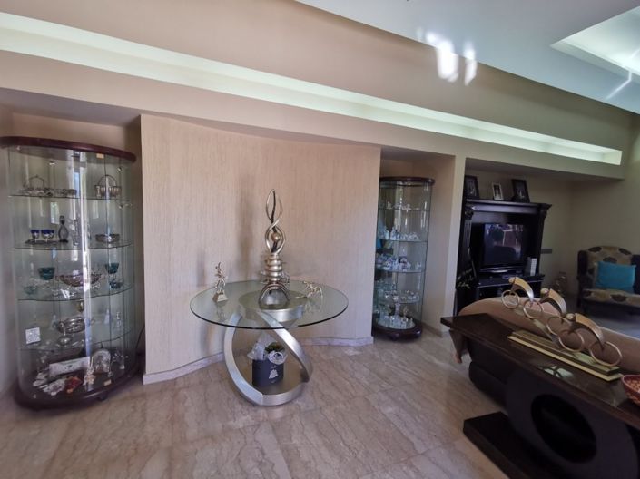 Image No.15-Villa de 4 chambres à vendre à Empa