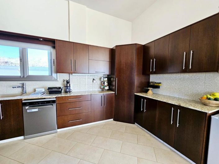 Image No.7-Villa de 4 chambres à vendre à Mesa Chorion