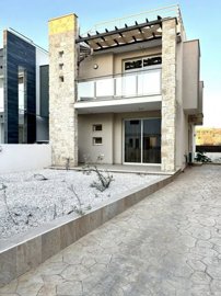 Detached Villa For Sale  in  Empa