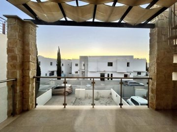 Detached Villa For Sale  in  Empa