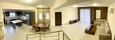 Detached Villa For Sale  in  Empa