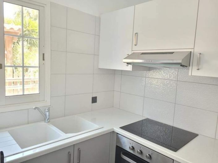 Image No.12-3 Bed Villa for sale