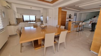 Detached Villa For Sale  in  Kouklia