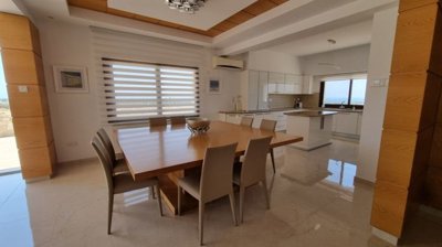 Detached Villa For Sale  in  Kouklia