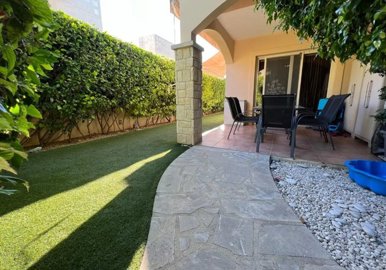 Town House / Maisonette For Sale  in  Mandria