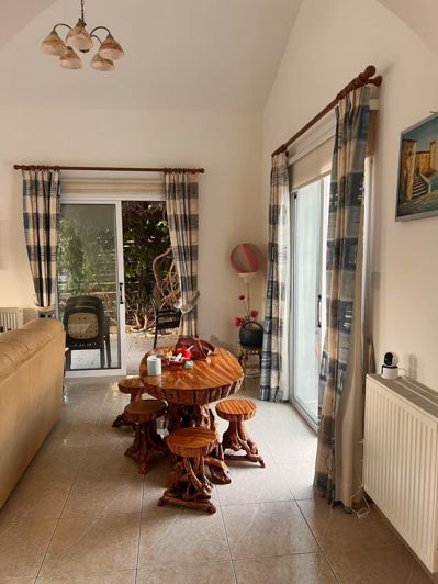 Image No.6-Bungalow de 3 chambres à vendre à Peyia