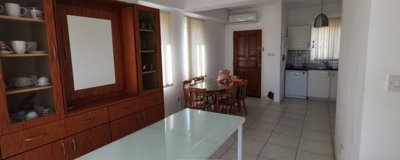Town House / Maisonette For Sale  in  Tala