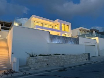 Detached Villa For Sale  in  Select Location