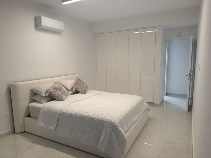 Image No.5-Villa de 4 chambres à vendre à Kissonerga