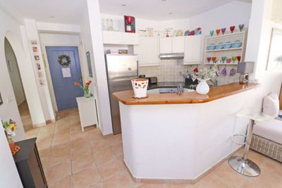 Apartment For Sale  in  Kato Paphos