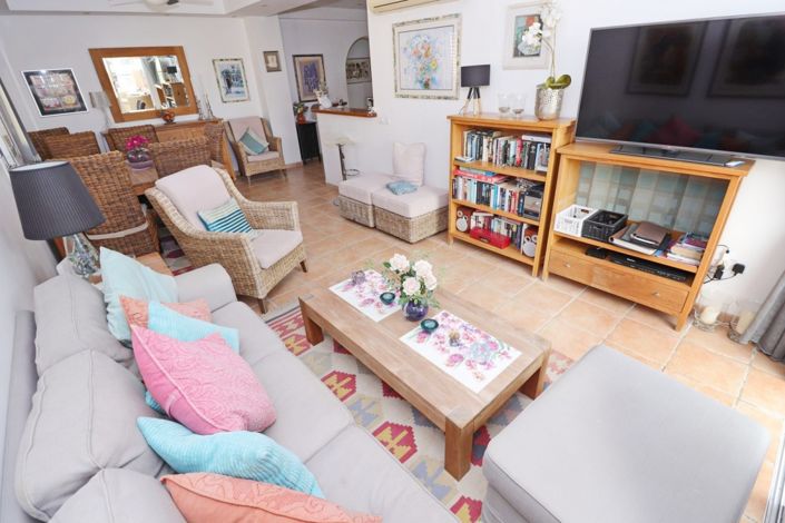 Image No.8-Appartement de 3 chambres à vendre à Kato Paphos