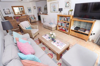 Apartment For Sale  in  Kato Paphos