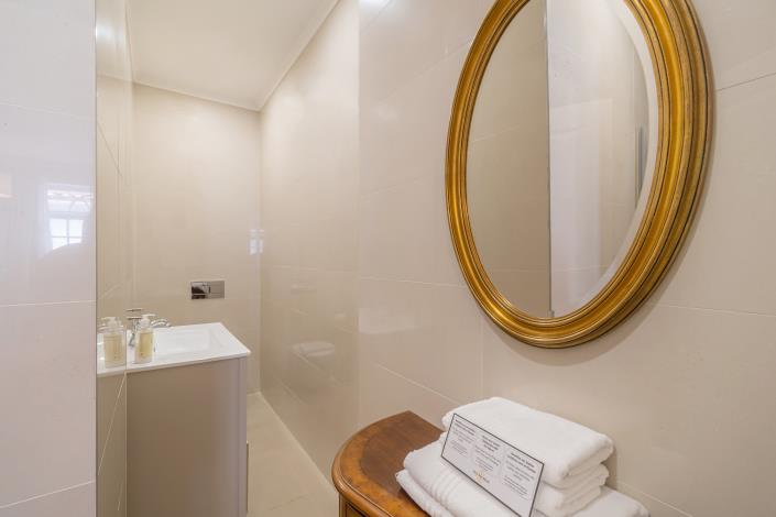 Image No.33-Un hôtel de 15 chambres à vendre à Sintra