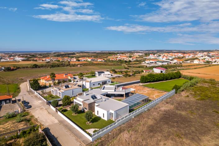 Image No.4-Maison de 4 chambres à vendre à Atouguia da Baleia