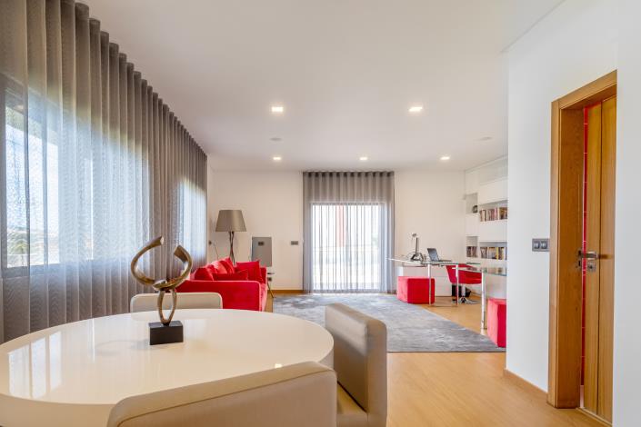 Image No.5-5 Bed House/Villa for sale