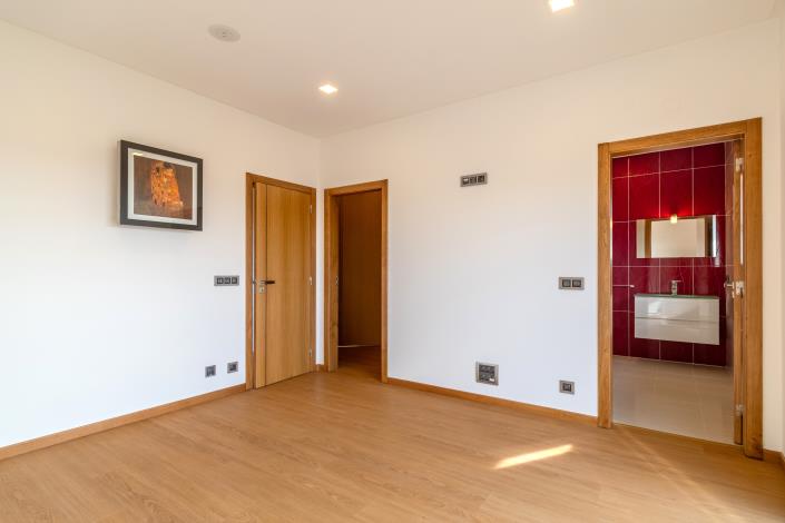 Image No.27-5 Bed House/Villa for sale