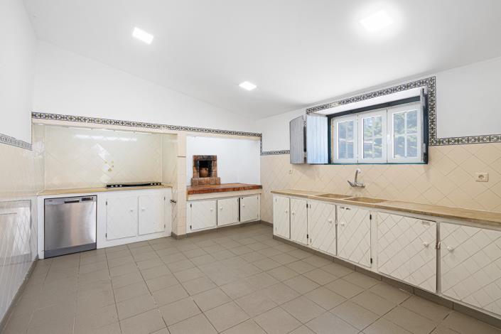 Image No.6-6 Bed Villa for sale