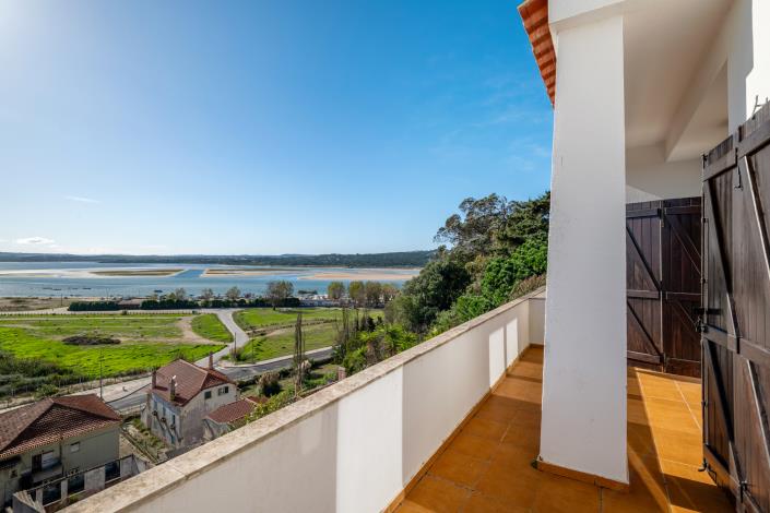 Image No.12-3 Bed Villa for sale