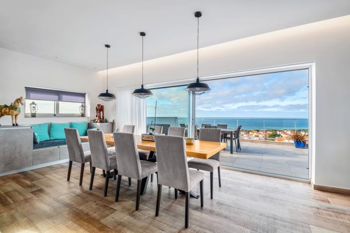 Image No.11-10 Bed Villa / Detached for sale