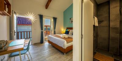 17-Guestroom---0362-The-Olive-Hill-Edit