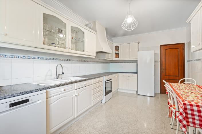 Image No.12-Maison / Villa de 4 chambres à vendre à Sintra