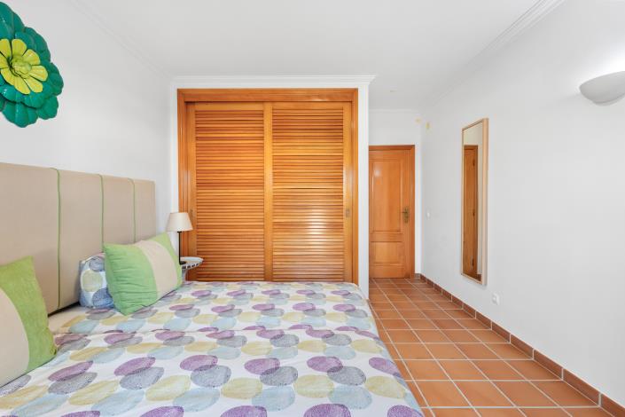 Image No.19-3 Bed Apartment for sale