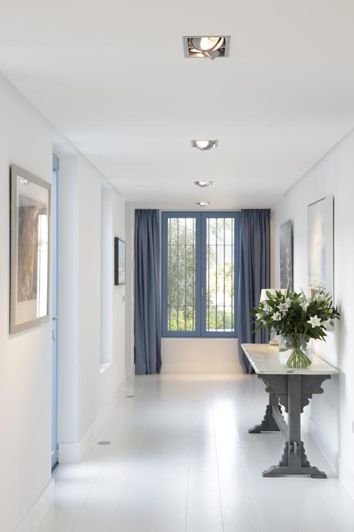 Image No.24-5 Bed Property for sale