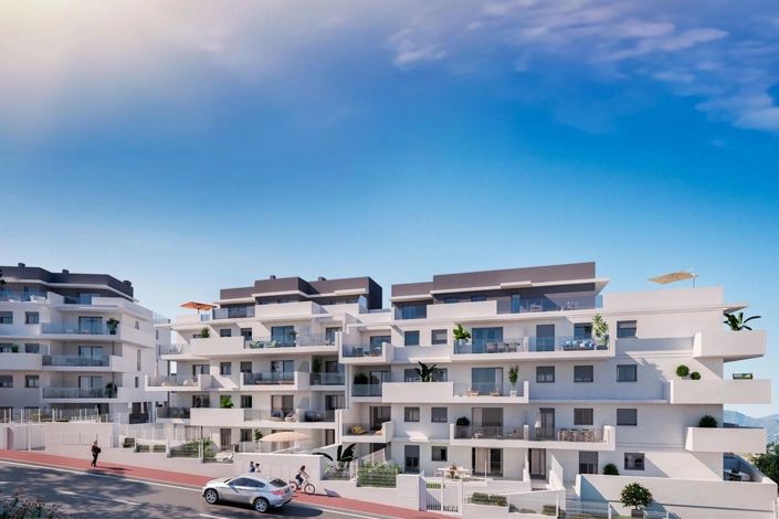 Image No.7-3 Bed Property for sale