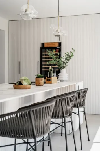 Image No.6-4 Bed Property for sale