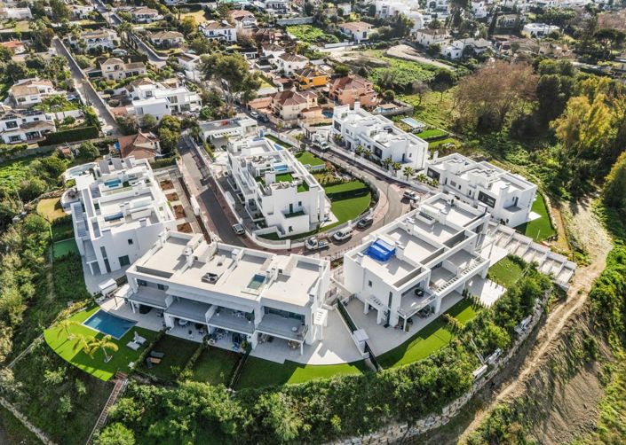 Image No.38-3 Bed Property for sale