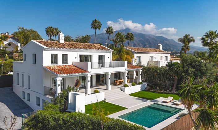 Image No.2-5 Bed Property for sale