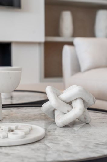 Image No.42-5 Bed Property for sale